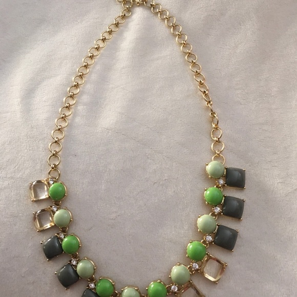 💚J. CREW NECKLACE💚 - Picture 3 of 3